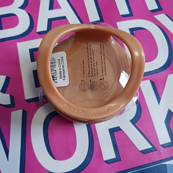 Bath and Body Works Donut Car Fragrance Visor clip - Picture 3 of 4